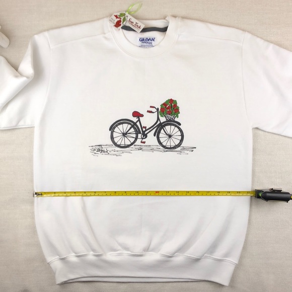 NWT Sweatshirt Red Geranium Basket Bicycle Size M - Picture 5 of 8